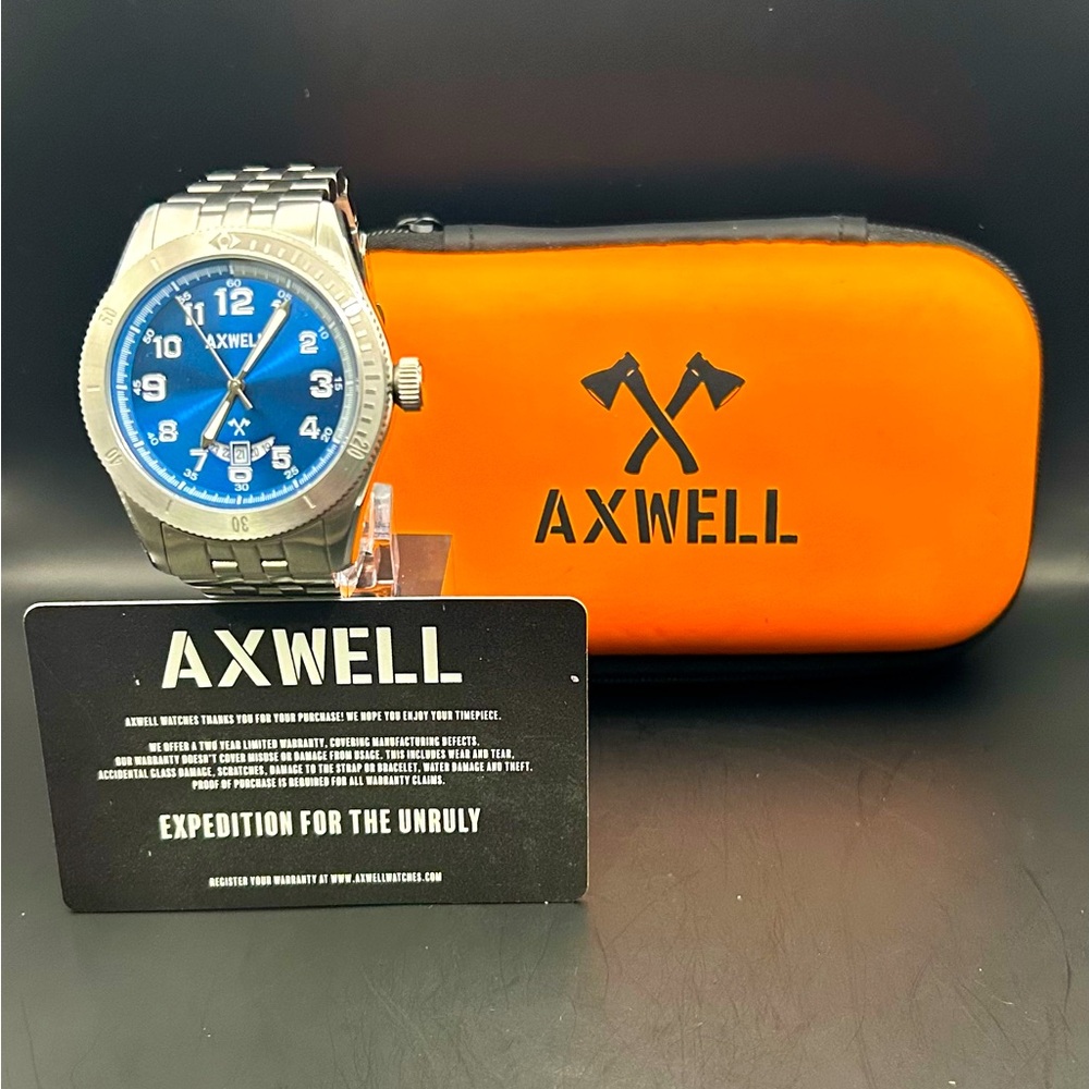 Axwell Men’s Vortex Silver Stainless Steel Blue Dial Quartz Watch 43mm Preowned